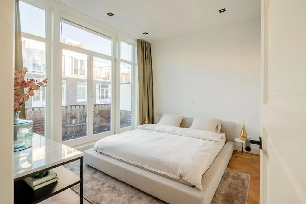 Luxurious Central Park 1-Bed Apartment Άμστερνταμ